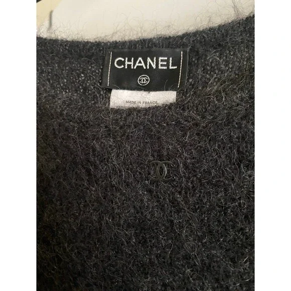 CHANEL Vintage 98A Tweed Mohair Dark Gray Sweater 1998 AUTHENTIC Size 40
